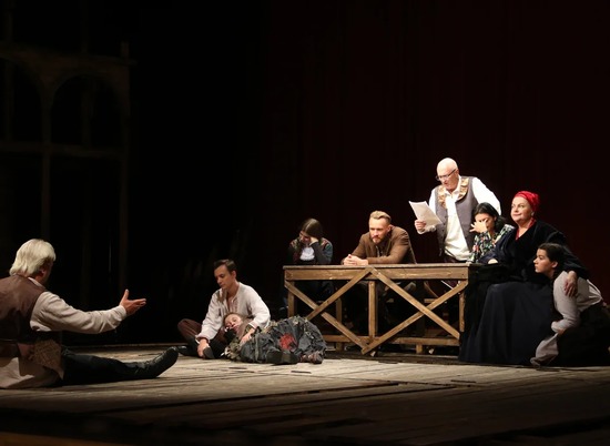 НЭТ открывает 32-ой театральный сезон премьерным спектаклем "Гроза"